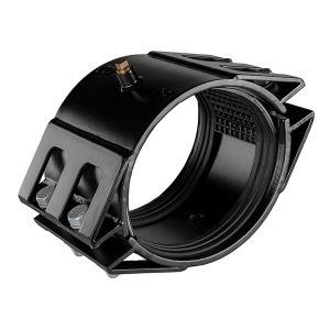 Heavy-duty black pipe repair clamp with tightening bolts and textured inner rubber gasket